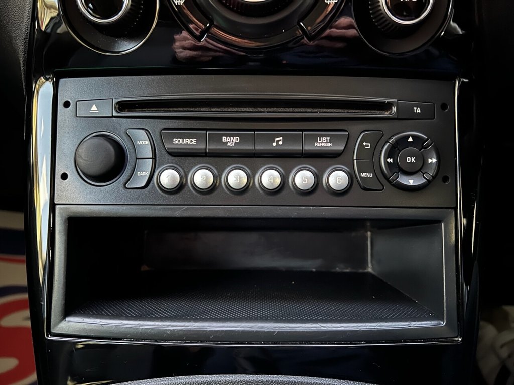 Used Citroen C3 Picasso 2017 for sale - 76698363: Photo 31