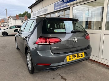Used Volkswagen Golf 2018 for sale - 79305524: Photo