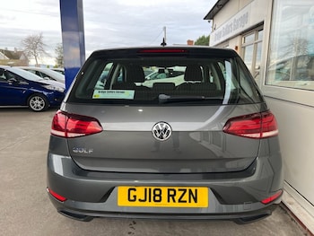Used Volkswagen Golf 2018 for sale - 79305524: Photo