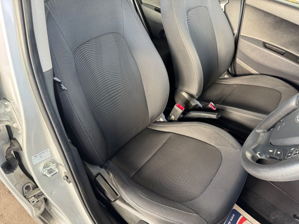 Used Hyundai i10 2018 for sale - 77227492: Photo 12