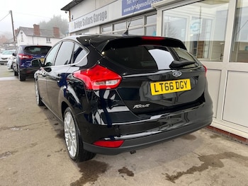 Used Ford Focus 2016 for sale - 77421749: Photo