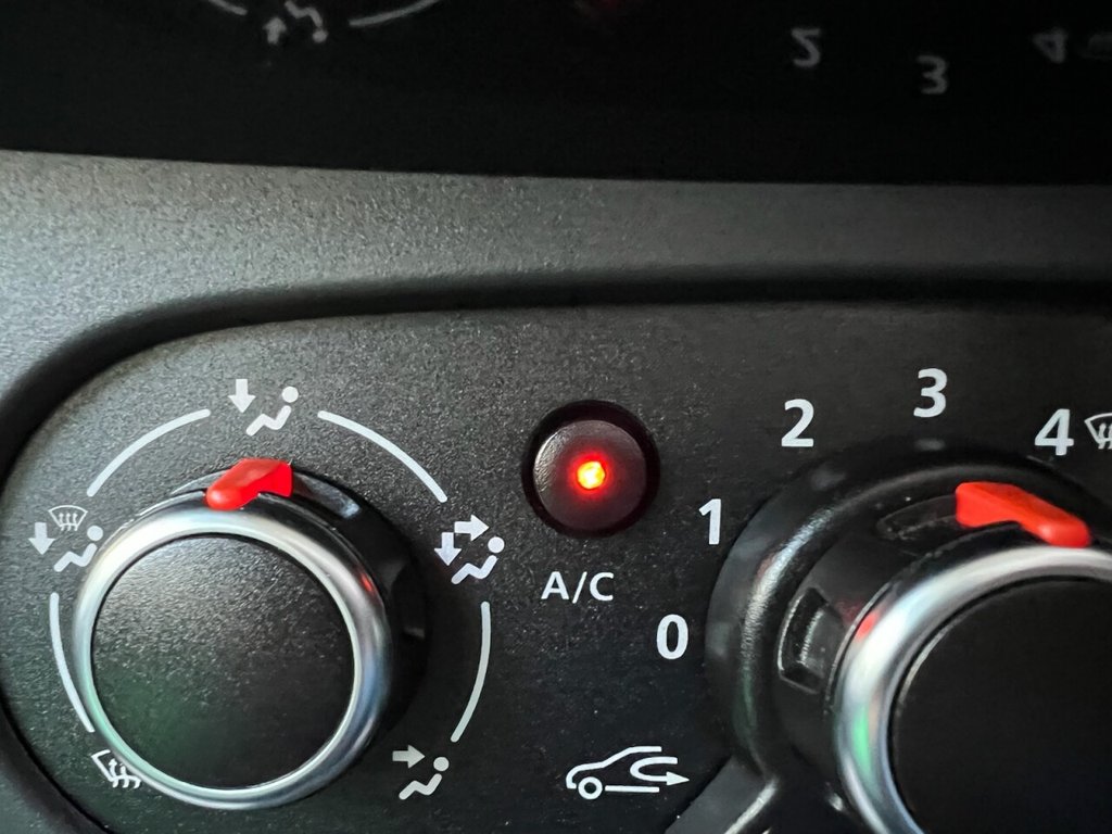 Used Dacia Logan MCV 2020 for sale - 77935970: Photo 32