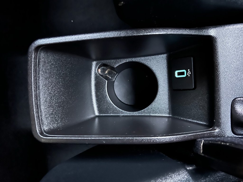 Used Ford Fiesta 2017 for sale - 76820243: Photo 25