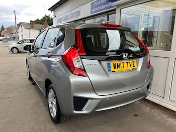 Used Honda Jazz 2017 for sale - 77654926: Photo
