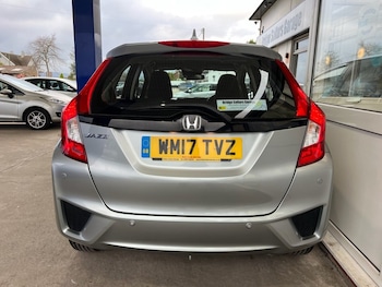 Used Honda Jazz 2017 for sale - 77654926: Photo