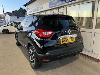 Used Renault Captur 2016 for sale - 76883465: Photo