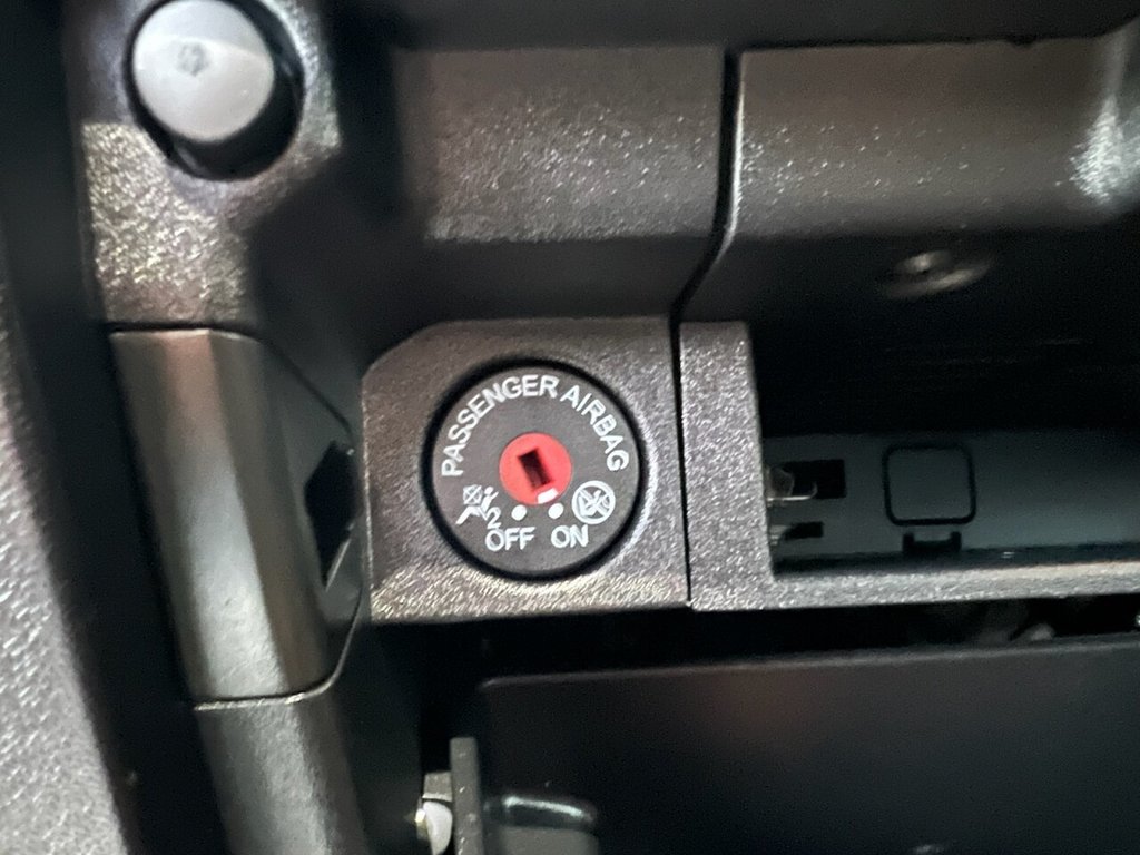 Used Ford Fiesta 2017 for sale - 77027010: Photo 8