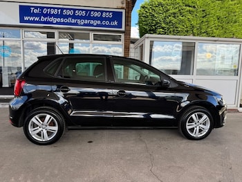 Used Volkswagen Polo 2017 for sale - 76118487: Photo 2