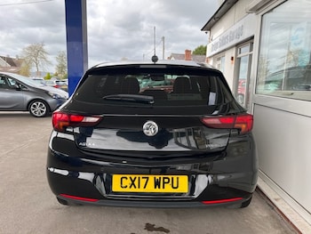 Used Vauxhall Astra 2017 for sale - 78256103: Photo