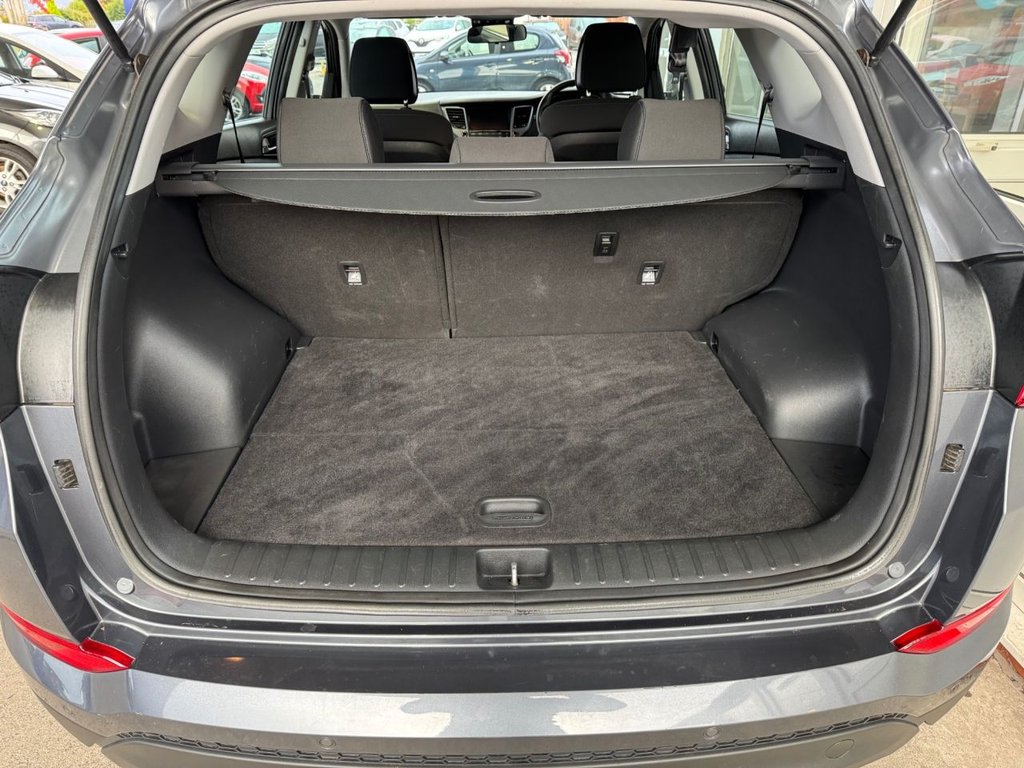 Used Hyundai TUCSON 2017 for sale - 76417210: Photo 11