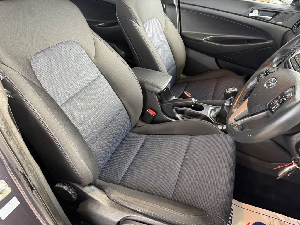 Used Hyundai TUCSON 2017 for sale - 76417210: Photo 4