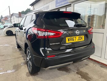 Used Nissan Qashqai 2017 for sale - 77200561: Photo