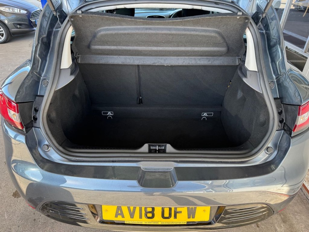 Used Renault Clio 2018 for sale - 76080555: Photo 10