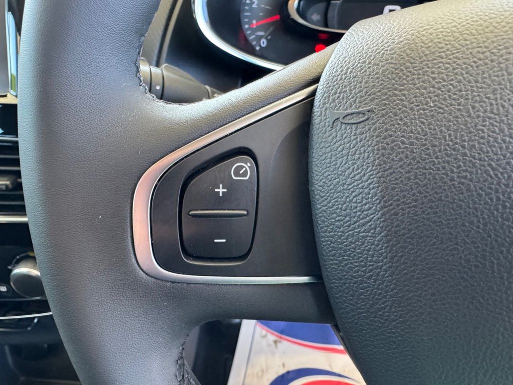 Used Renault Clio 2018 for sale - 76080555: Photo 16
