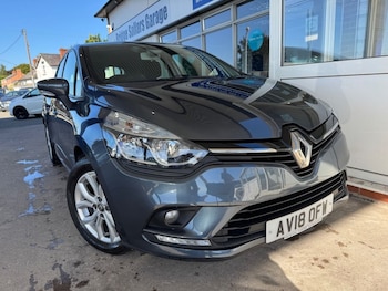 Renault - Clio
