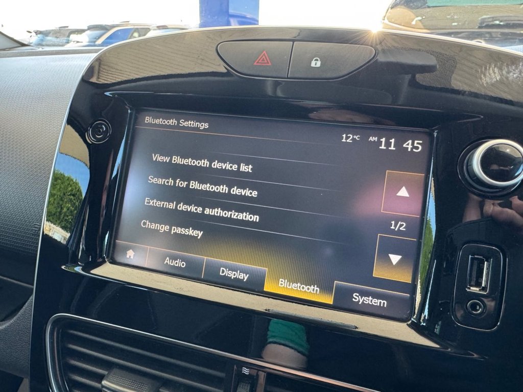Used Renault Clio 2018 for sale - 76080555: Photo 28
