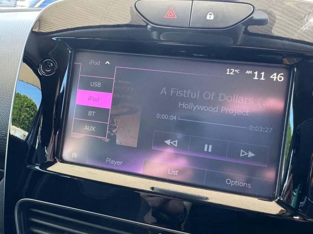 Used Renault Clio 2018 for sale - 76080555: Photo 31