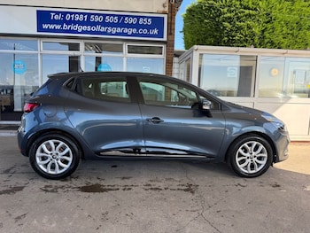 Used Renault Clio 2018 for sale - 76080555: Photo 3