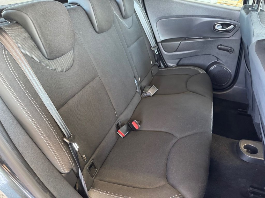 Used Renault Clio 2018 for sale - 76080555: Photo 5