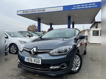 2016 (16) - 1.5 dCi Limited Nav Hatchback 5dr Diesel Auto Euro 6 (110 ps)