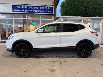 Used Nissan Qashqai 2017 for sale - 76434458: Photo