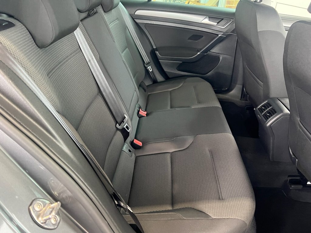 Used Volkswagen Golf 2019 for sale - 76367462: Photo 17