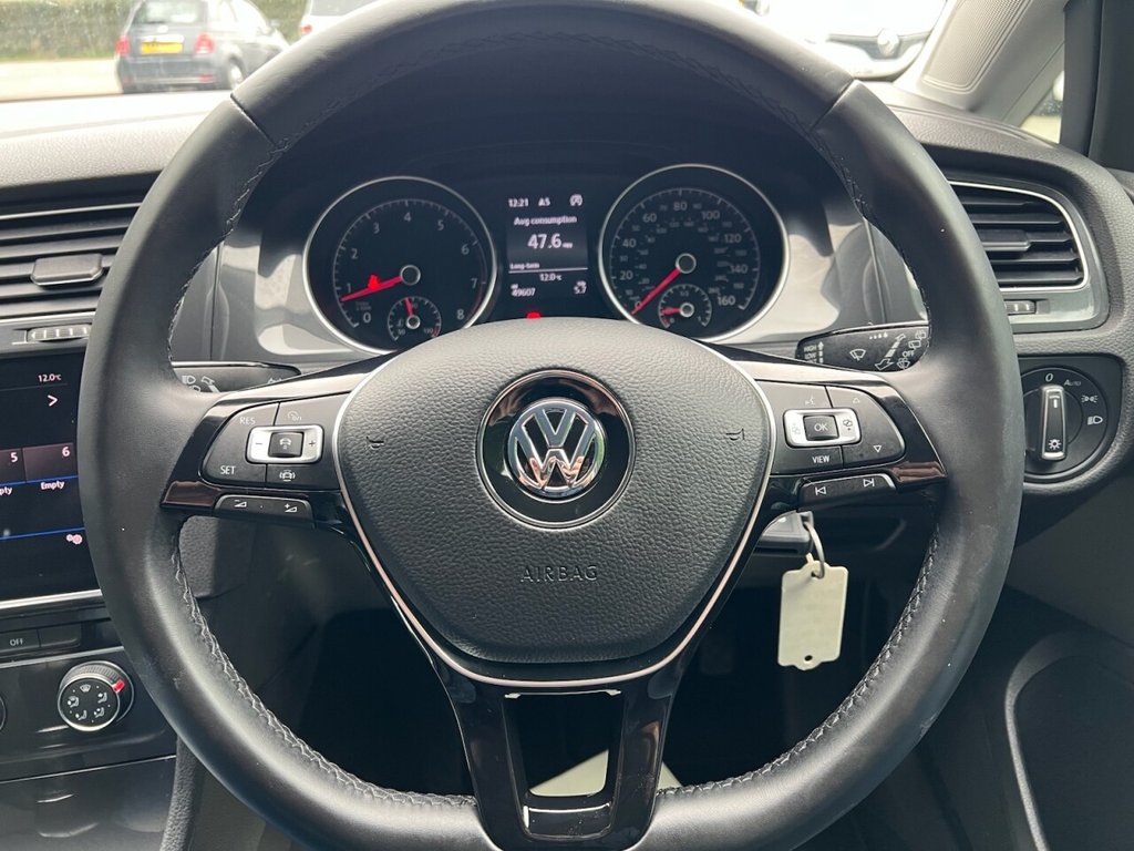 Used Volkswagen Golf 2019 for sale - 76367462: Photo 20