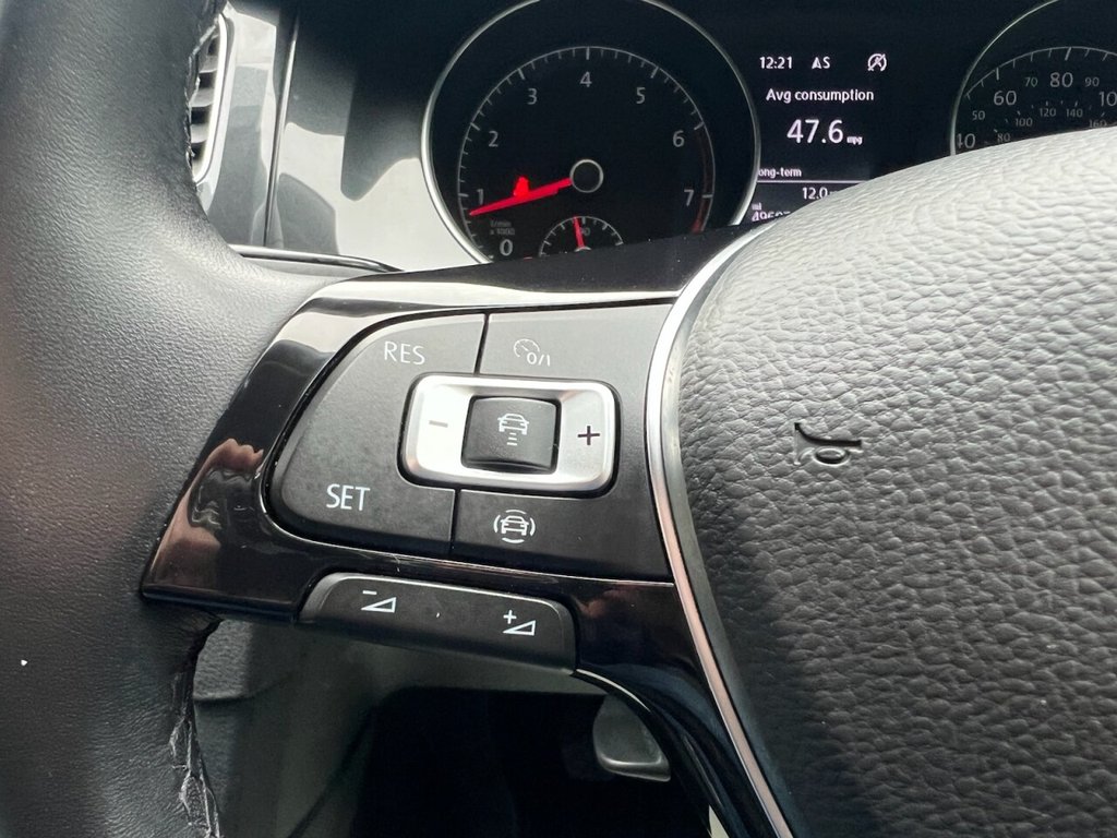 Used Volkswagen Golf 2019 for sale - 76367462: Photo 21