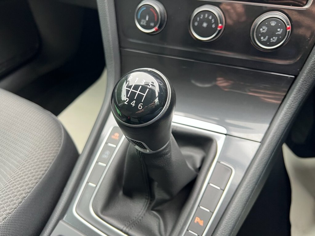 Used Volkswagen Golf 2019 for sale - 76367462: Photo 25
