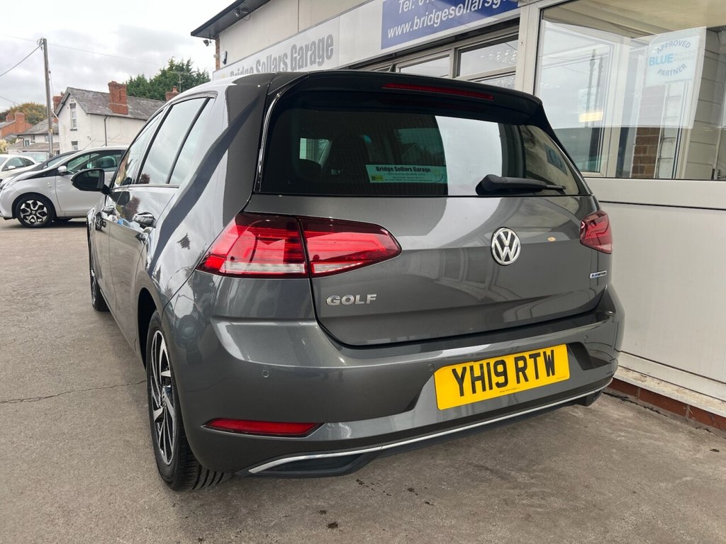 Used Volkswagen Golf 2019 for sale - 76367462: Photo 4