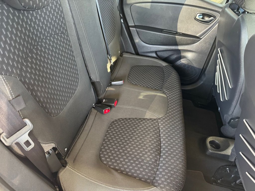 Used Renault Captur 2018 for sale - 76840820: Photo 13