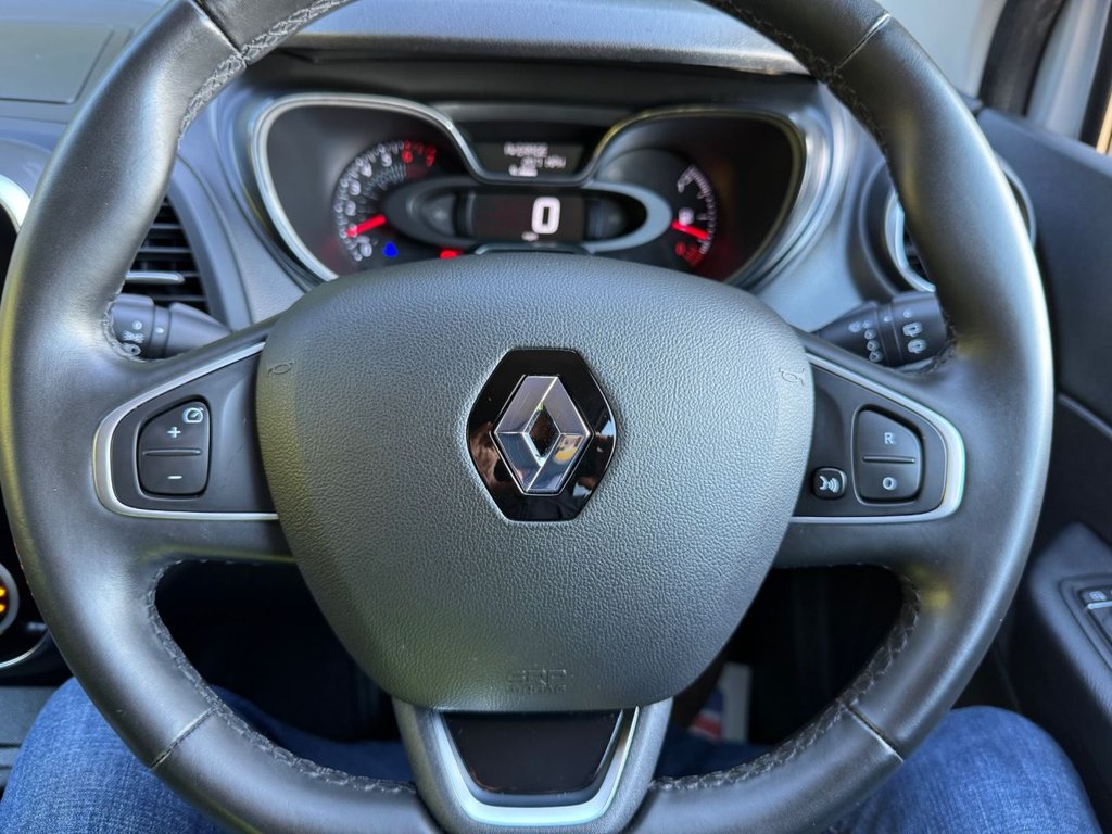 Used Renault Captur 2018 for sale - 76840820: Photo 15