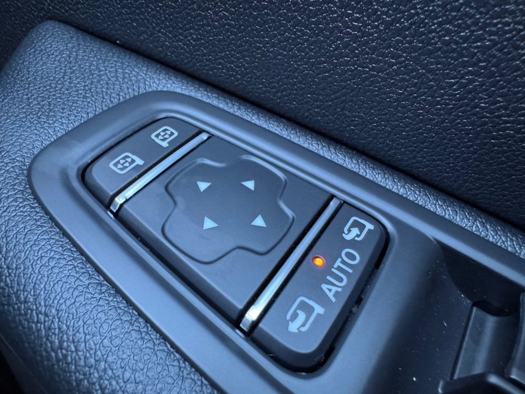 Used Renault Captur 2018 for sale - 76840820: Photo 22