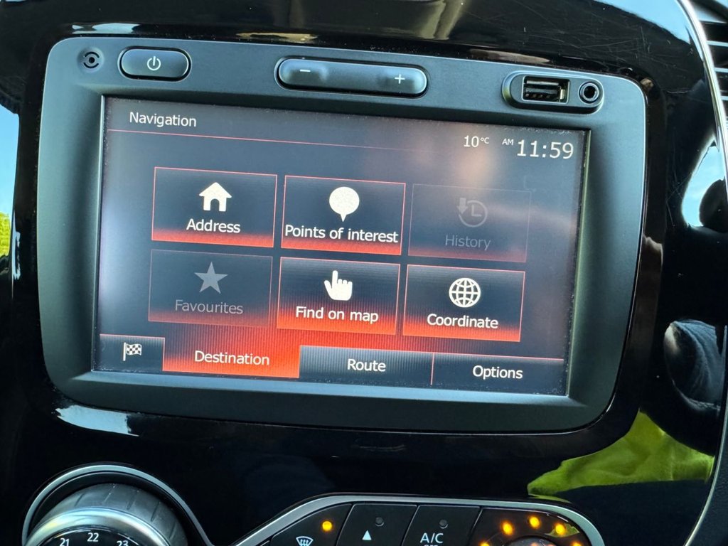 Used Renault Captur 2018 for sale - 76840820: Photo 27