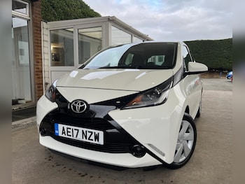 Used Toyota AYGO 2017 for sale - 77369633: Photo