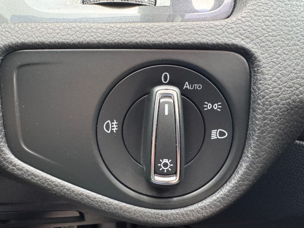 Used Volkswagen Golf 2018 for sale - 78002753: Photo 23