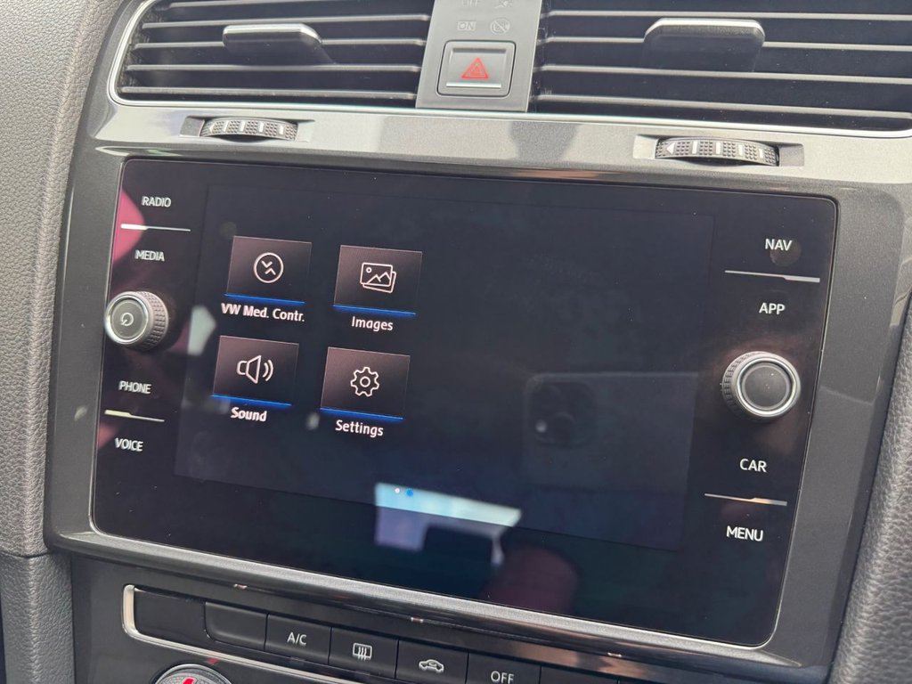 Used Volkswagen Golf 2018 for sale - 78002753: Photo 34