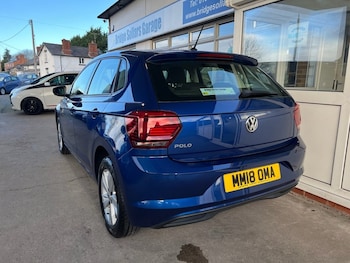 Used Volkswagen Polo 2018 for sale - 76986021: Photo