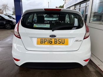 Used Ford Fiesta 2016 for sale - 77327604: Photo