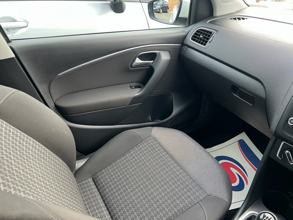 Used Volkswagen Polo 2017 for sale - 76454077: Photo 18