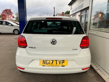 Used Volkswagen Polo 2017 for sale - 76454077: Photo