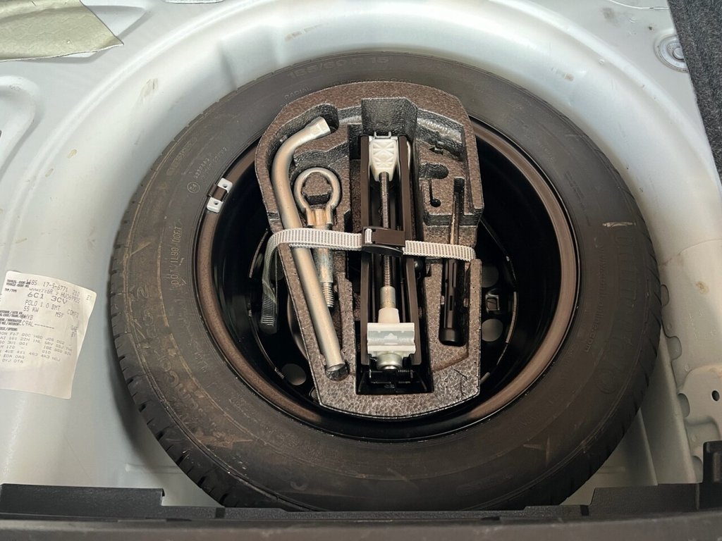 Used Volkswagen Polo 2017 for sale - 76454077: Photo 8