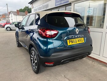 Used Renault Captur 2018 for sale - 77693173: Photo