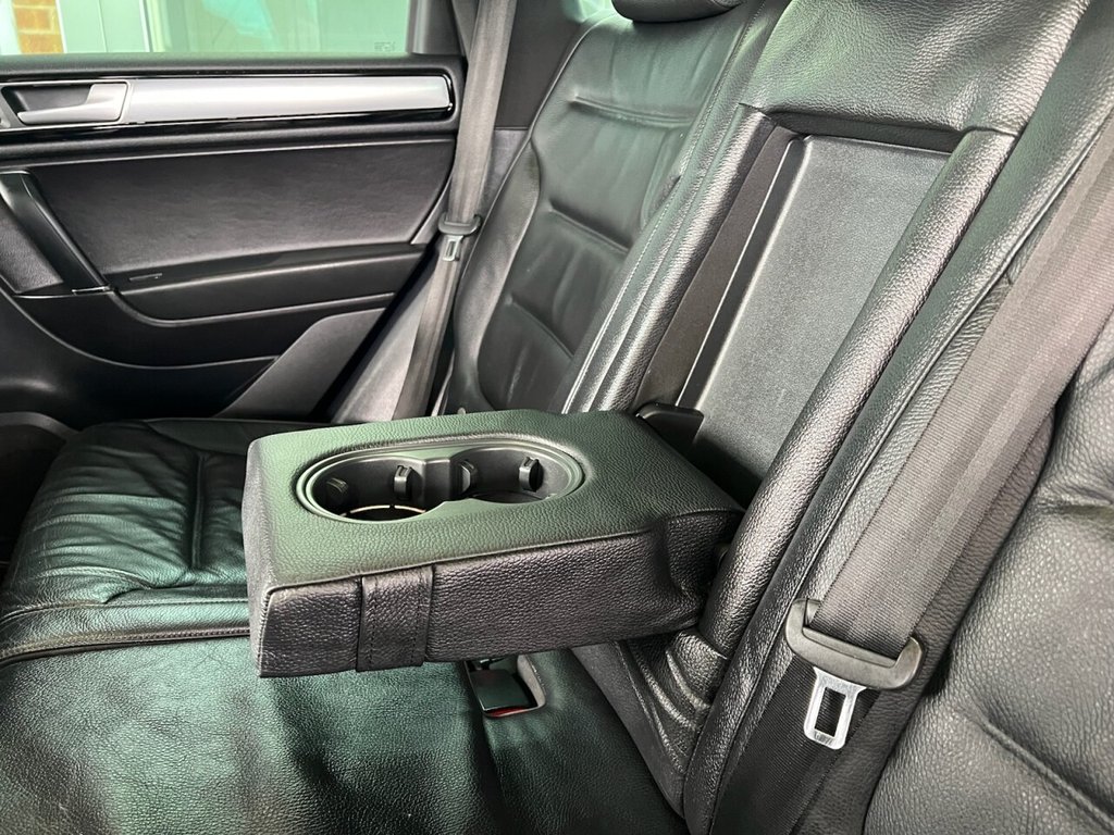 Used Volkswagen Touareg 2016 for sale - 77507990: Photo 16