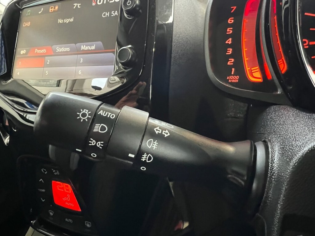 Used Toyota AYGO 2017 for sale - 76582206: Photo 25