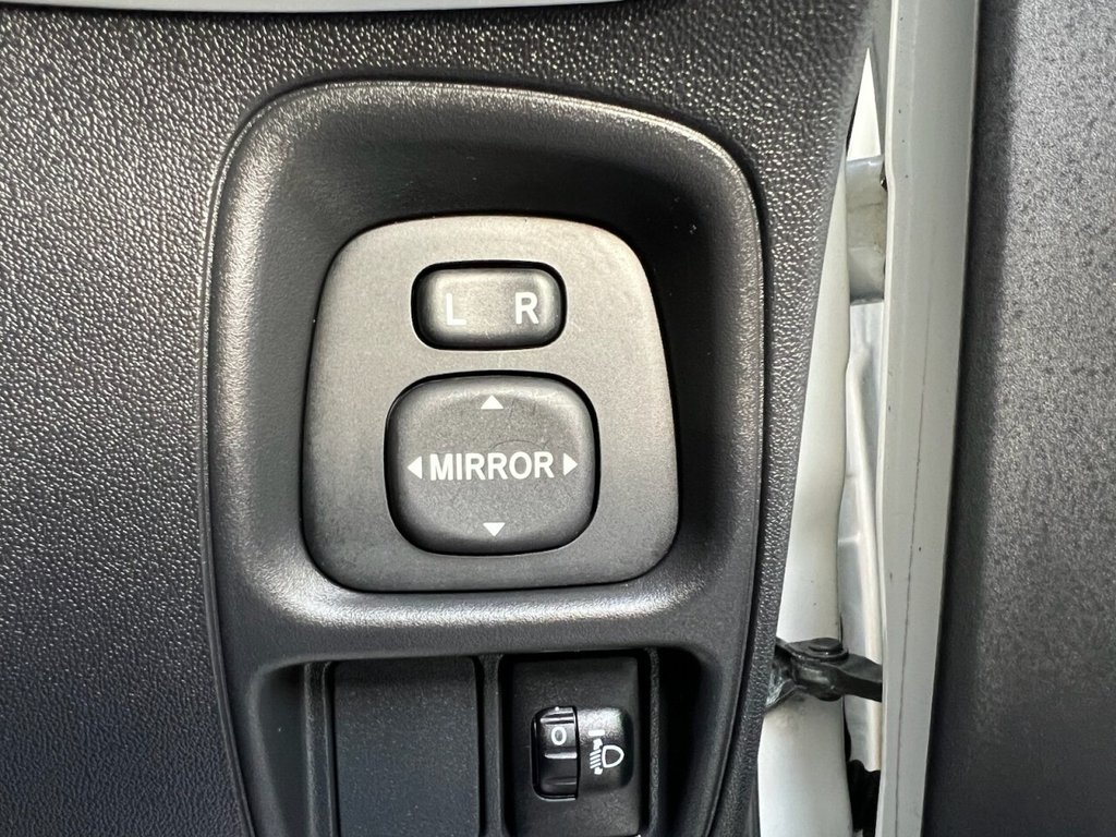 Used Toyota AYGO 2017 for sale - 76582206: Photo 38