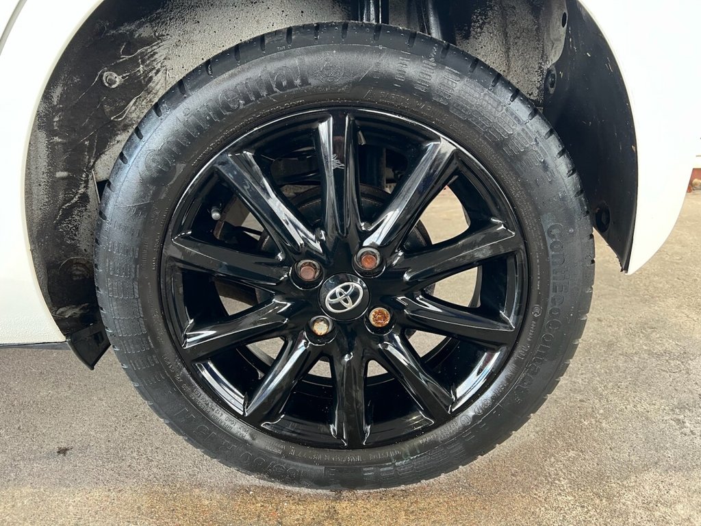 Used Toyota AYGO 2017 for sale - 76582206: Photo 42