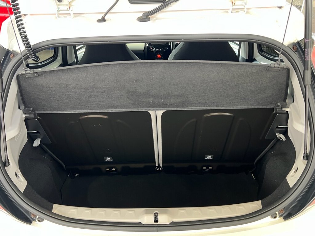 Used Toyota AYGO 2017 for sale - 76582206: Photo 5