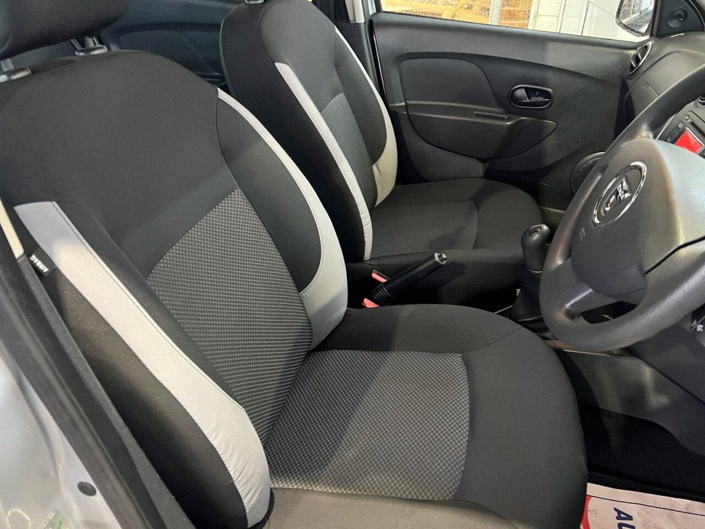 Used Dacia Logan MCV 2015 for sale - 76867313: Photo 17