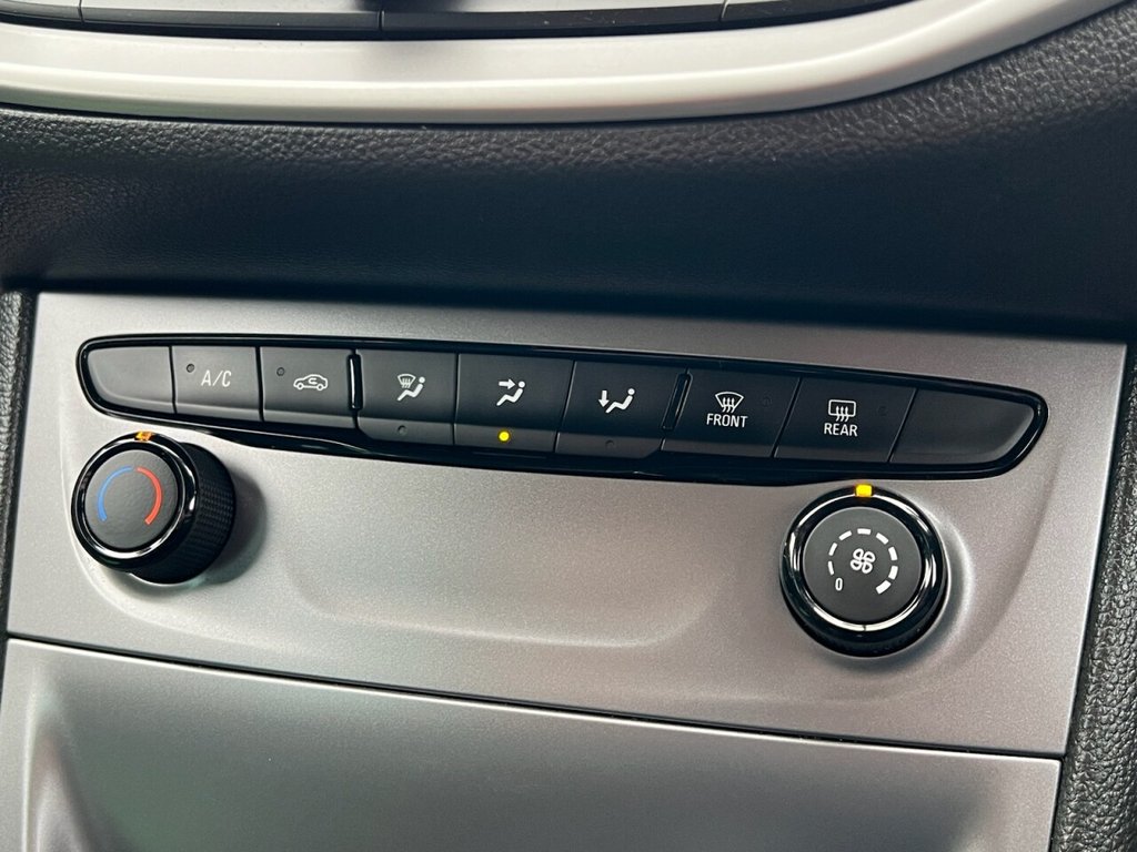 Used Vauxhall Astra 2018 for sale - 77780291: Photo 38